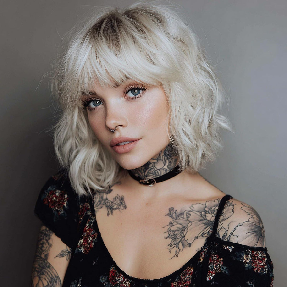 Short Auburn Wigs for Women Dark Ginger Wig with Bangs Wigs Natural Looking Curly Hair Medium Length Synthetic Bob Wig Wavy Colorful Wigs（14 Inches）
